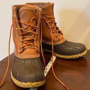 L.L. Bean Women's Brown and Tan Winter Boots Thinsulate Gortex